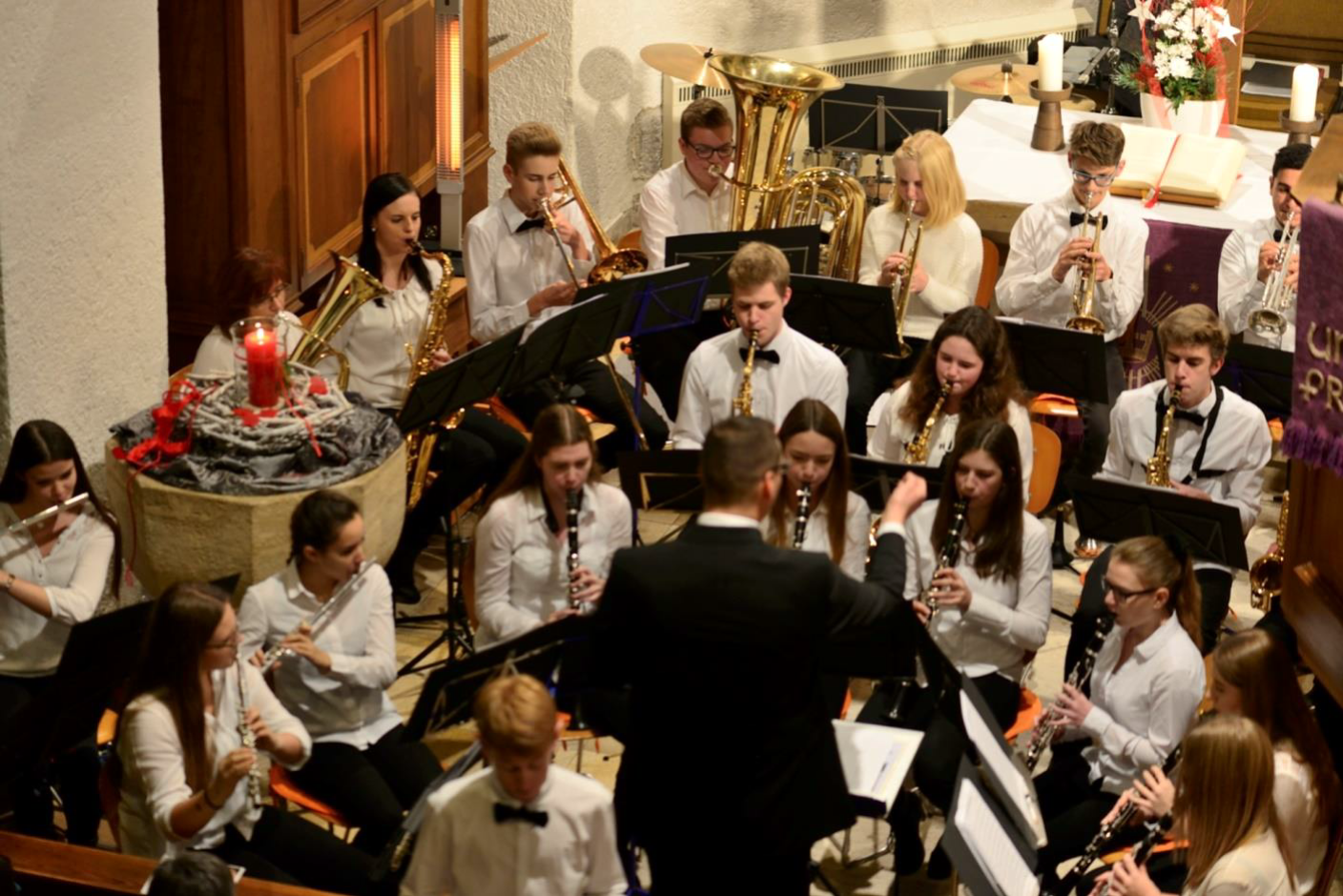 04-11 Adventskonzert des Jugendorchesters 2016