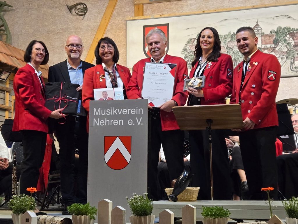 3f136de7-df10-4145-bfb0-42b148ae4544-1024x768 Volles Haus, starke Musik und bewegende Ehrungen bei der Frühjahrsfeier 2026